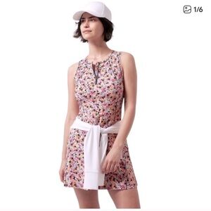 Athleta Ace Tennis Dress Womens Size Medium Floral Print Pink Retro Activewear